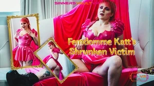 Femdomme Katts Shrunken Victim VR Adult Videos