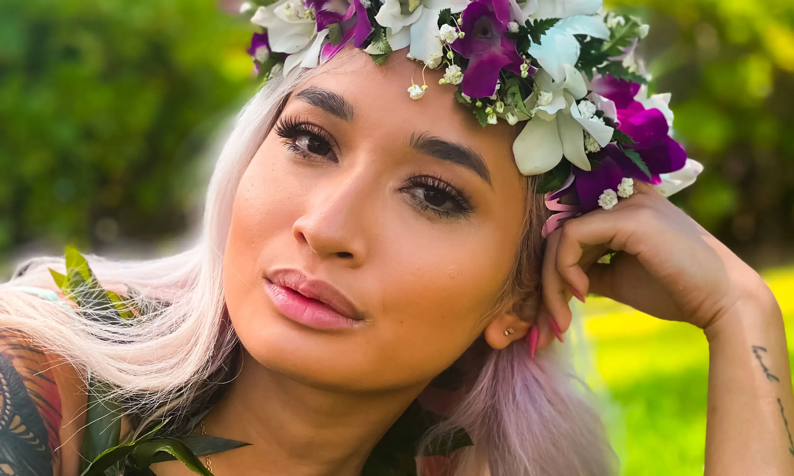 Avery Black Hawaii VR Adult Videos
