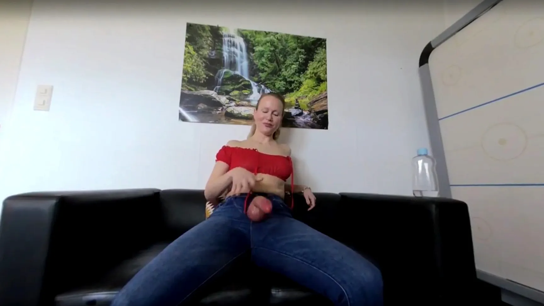 Fukanati Girl Wichst Und Spritzt Mit Dir VR Adult Videos