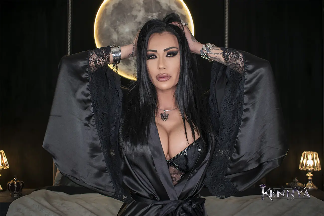 Mistress Kennya - Reaching Ejaculation Using Erotic JOI VR Adult Videos