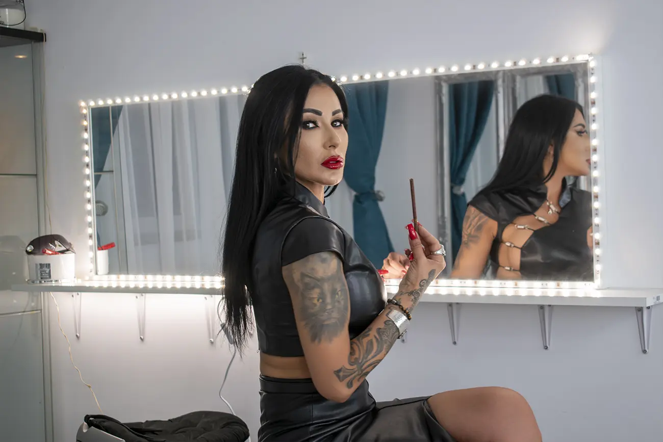 Seductive Submission - Mistress Kennya's Human Ashtray Fantasy VR Adult Videos