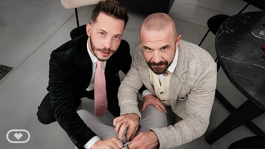 [Gay] Special Date for Three VR Adult Videos