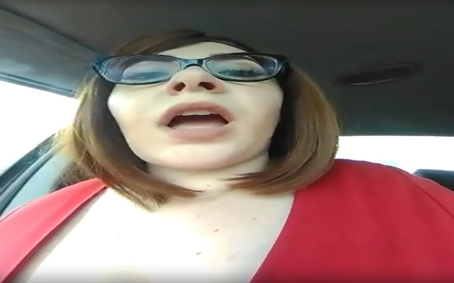 Unaware Giantess Tiny Passenger Caught VR Adult Videos