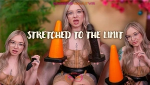 Kaiia Eve - Stretched To The Limit VR Adult Videos
