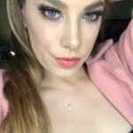 Bobbi Dylan VR Adult Content Pornstars